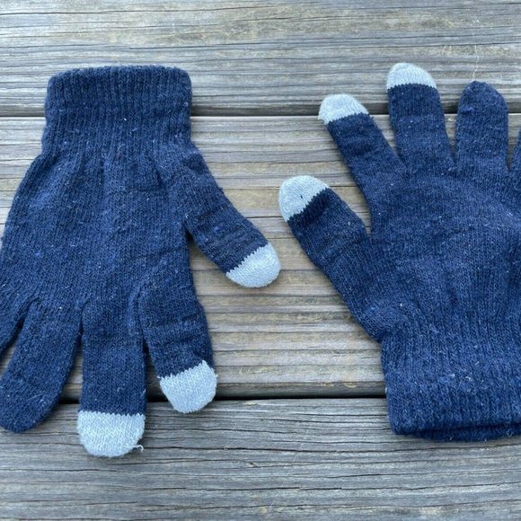 Women Gloves With Touch Screen Friendly Thumb and finger Warm Winter Blue Gloves - Picture 6 of 9